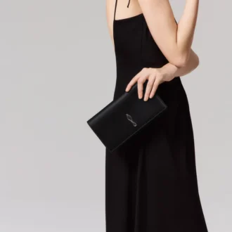 Bettina – Clutch – Crepe Satin – Sort