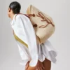 Cabata Large – Tote-taske – Raffia og kalveskind – Natur Cabata Large – Tote-taske – Raffia og kalveskind – Natur