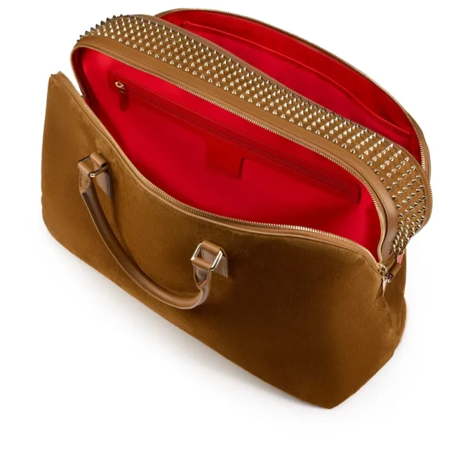 Funky – Duffle Bag – Vendt kalveskind og pigge – Rhea Funky – Duffle Bag – Vendt kalveskind og pigge – Rhea