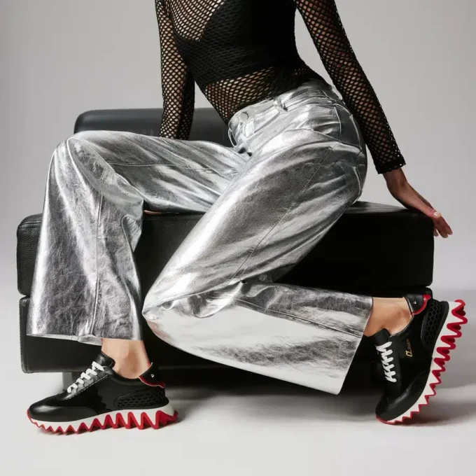 Loubishark – Sneakers – Kalveskind og Veau Velours – Sort – Dame