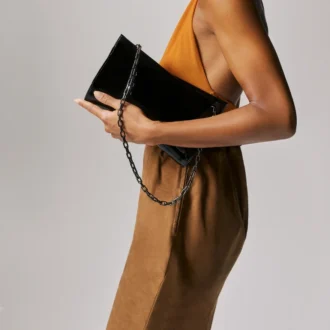 Loubitwist – Clutch – Lakeret læder – Sort