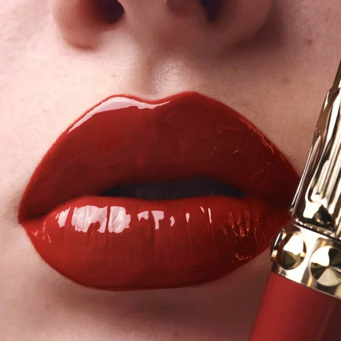 Rouge Stiletto Vinyl Gloss Burning Spice 415V Burning Spice – Christian Louboutin Beauty USA Rouge Stiletto Vinyl Gloss Burning Spice 415V Burning Spice – Christian Louboutin Beauty USA