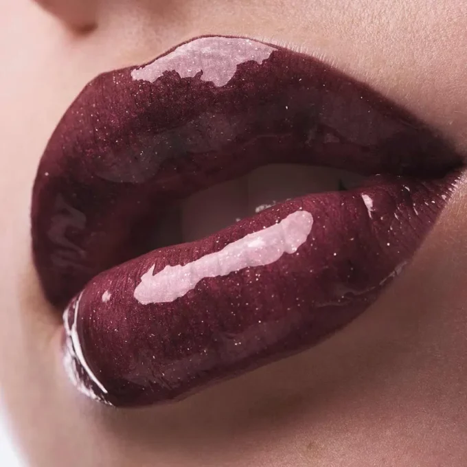 Rouge Stiletto Vinyl Gloss Mauve Heat 245V Mauve Heat – Christian Louboutin Beauty USA Rouge Stiletto Vinyl Gloss Mauve Heat 245V Mauve Heat – Christian Louboutin Beauty USA