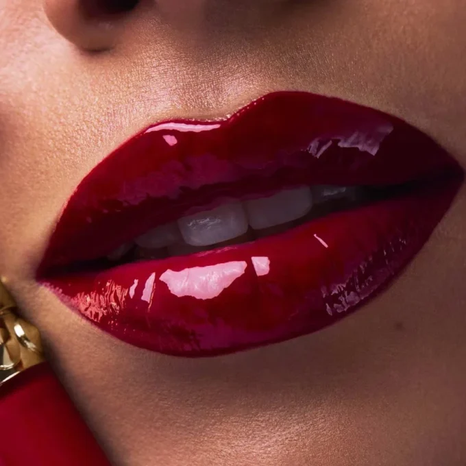 Rouge Stiletto Vinyl Gloss Rouge Louboutin 001V Rouge Louboutin – Christian Louboutin Beauty USA Rouge Stiletto Vinyl Gloss Rouge Louboutin 001V Rouge Louboutin – Christian Louboutin Beauty USA