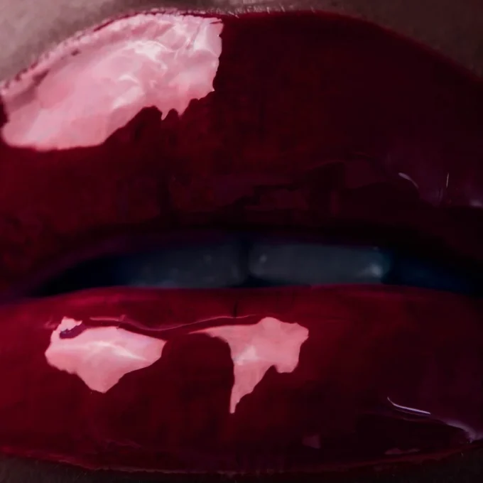 Rouge Stiletto Vinyl Gloss Rouge Louboutin 001V Rouge Louboutin – Christian Louboutin Beauty USA Rouge Stiletto Vinyl Gloss Rouge Louboutin 001V Rouge Louboutin – Christian Louboutin Beauty USA